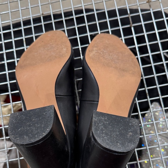 Steve Madden Black Heels with Bow Detail - Picture 6 of 6